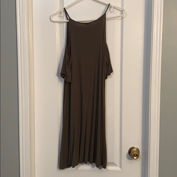 Olive green off shoulder dress - Picture 2 of 2